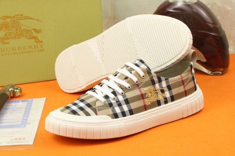 Burberry Sneakers